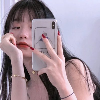 蓝天花朵