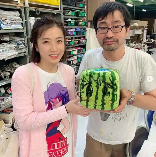 香港第一富婆甘比一夜身家暴涨26亿元,衣柜却从爱马仕降级香奈儿