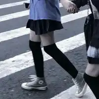 敲可耐的真人闺蜜头像一对两张