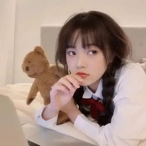 女生头像毕竟你是太阳,不是我一个人的光