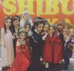 baby与闺蜜姐妹现身日本度假,同框照变考眼力,花了几秒找到她