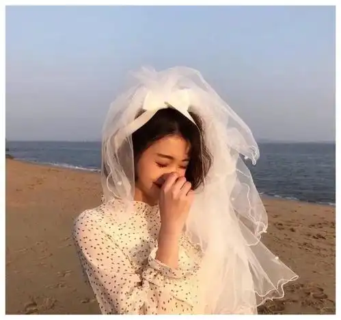 10句适合发朋友圈文案,很懒,很舒服