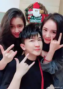 组图杨幂张大大为baby庆生闺蜜三人团情谊深厚惹人羡
