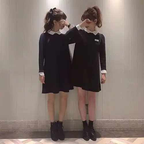 别在拍游客照了今年这些日本妹子流行的pose已经在ins上玩high了