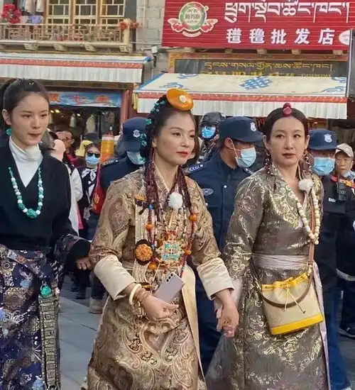 妻子团真实关系暴露刘涛秦海璐情同闺蜜,林峯老婆被甩一边