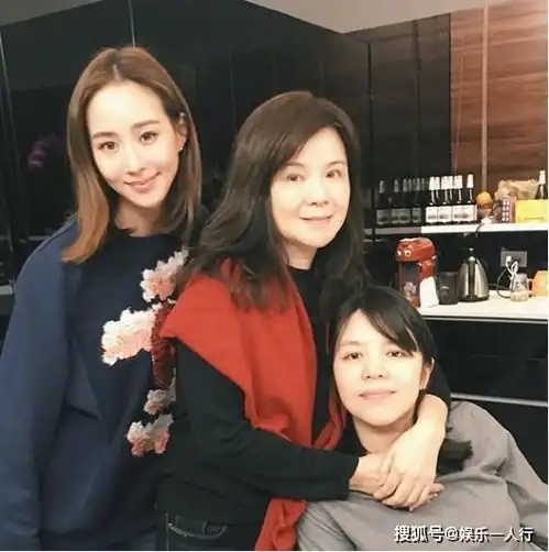 带你参观张钧甯的豪宅,普通一顿饭要吃十个菜,生活过得真滋润