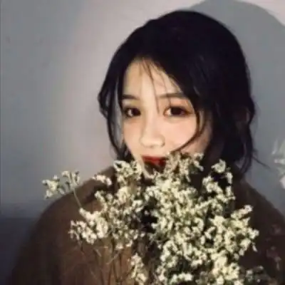 比较有文艺范儿的闺蜜头像两人两张分开文艺小清新头像