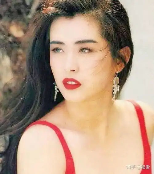 有哪些王祖贤的电影截图或照片写真适合做电脑桌面