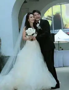 闺蜜自诩时尚名媛,结婚时却露了马脚去杭州这家婚纱店亲身体验过,才知道什么叫有b格