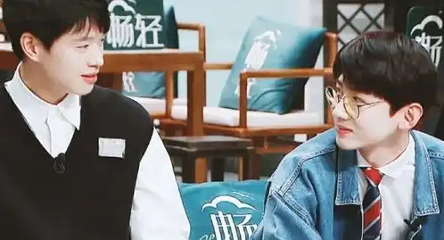 表情他俩是最沙雕的cp组合堪称行走的表情包,移动的段子手腾讯网表情