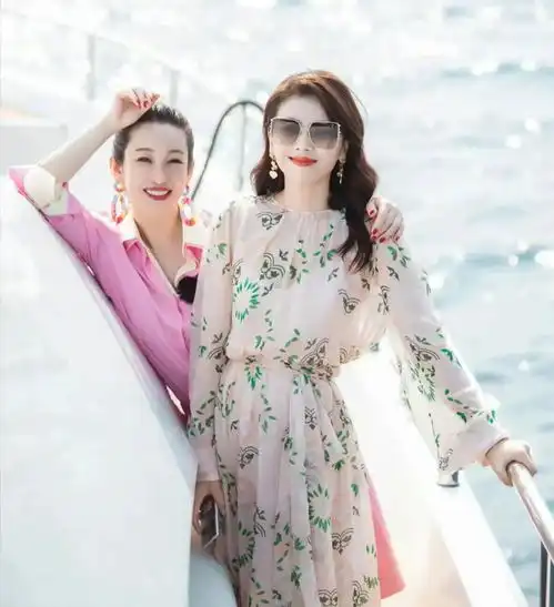 7组中年女星同框比美,刘涛赢了秦海璐,殷桃曾黎各有千秋