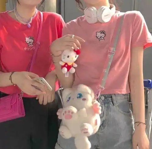 暑假刚开始,夏正年轻部位闺蜜头像真人姐妹头像jk