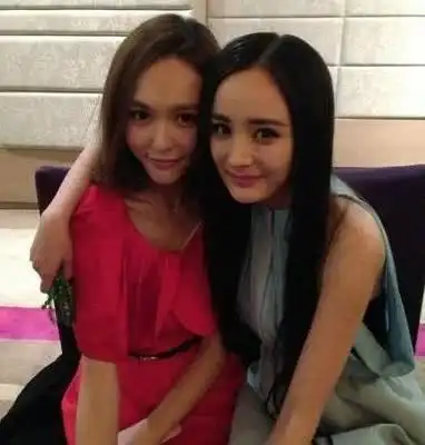 铁打的杨幂流水的闺蜜,从唐嫣到杨颖,谁才是她的真闺蜜