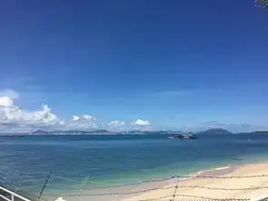闺蜜三人闯三亚