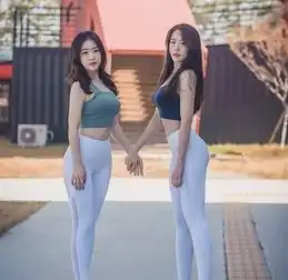 搞笑gif趣图这看样子是表白失败了,不过这个女生的脾气有点大