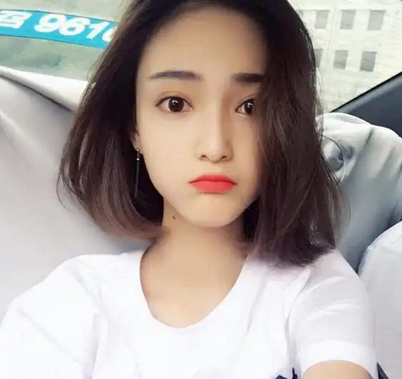 关晓彤室友呛网友张雪迎是关晓彤真正闺蜜相似之处大盘点图