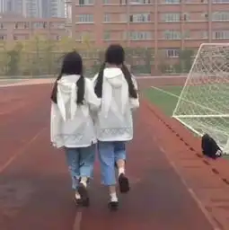 最近闺蜜少女系套图火了我喜欢你,认真且怂,从一而终