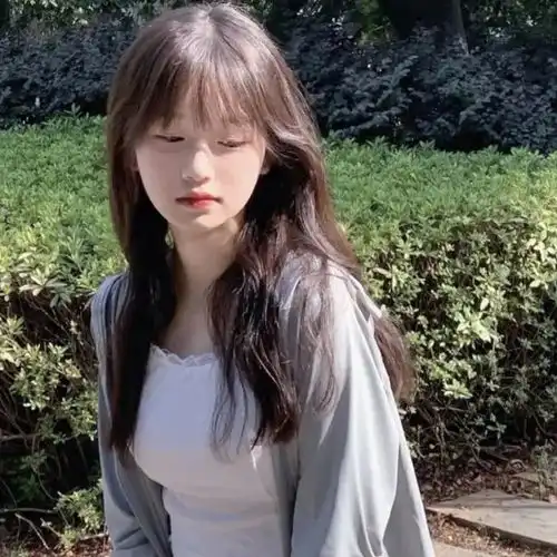 头像超级不错的微信头像哦,毒鸡汤