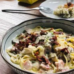 thepeachadebistro的蘑菇培根奶油面好不好吃用户评价口味怎么样上海美食蘑菇培根奶油面实拍图片大众点评