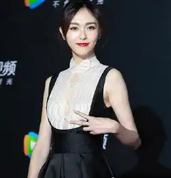 唐嫣人缘不及杨幂过生日只有刘亦菲力挺,和大幂幂依旧塑料情