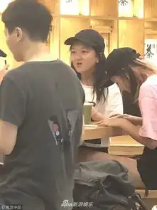 组图李嫣现身无锡疑探班王菲与闺蜜逛商场餐厅觅食接地气