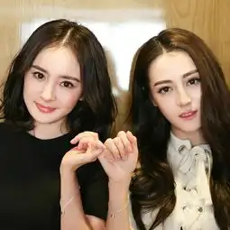 唐嫣首次签约美女叫板杨幂力捧的劲敌迪丽热巴