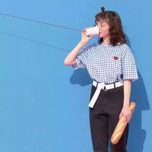 情侣头像最好的生活状态一个人时,安静而丰盛两个人时,温暖而踏实