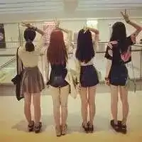 请多给一些,漂亮的四姐妹头像么