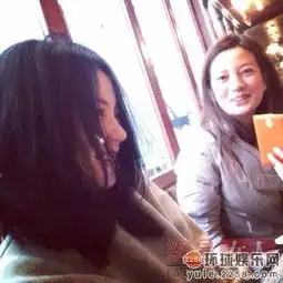 女星合照让闺蜜变饼脸心机颜值都靠拼