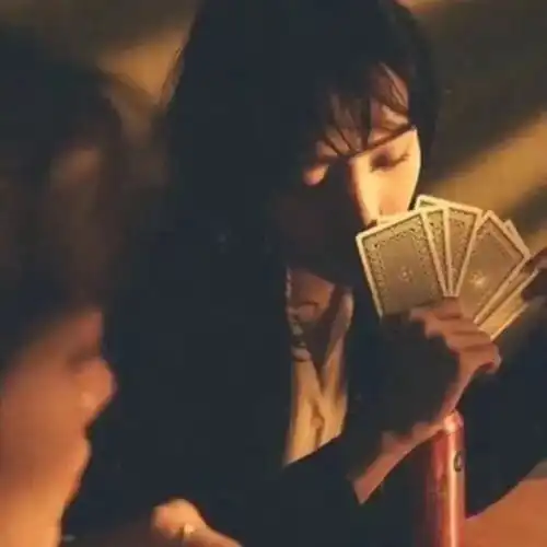 闺蜜头像心仪女孩常驻身边