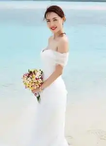 马蓉一身暴发户气息现身,穿少女百褶裙露腿,却价格吓到后退