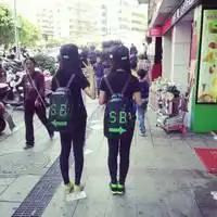 能不能帮我设计出一个独一无二的闺蜜网名,头像带菲字和敏字