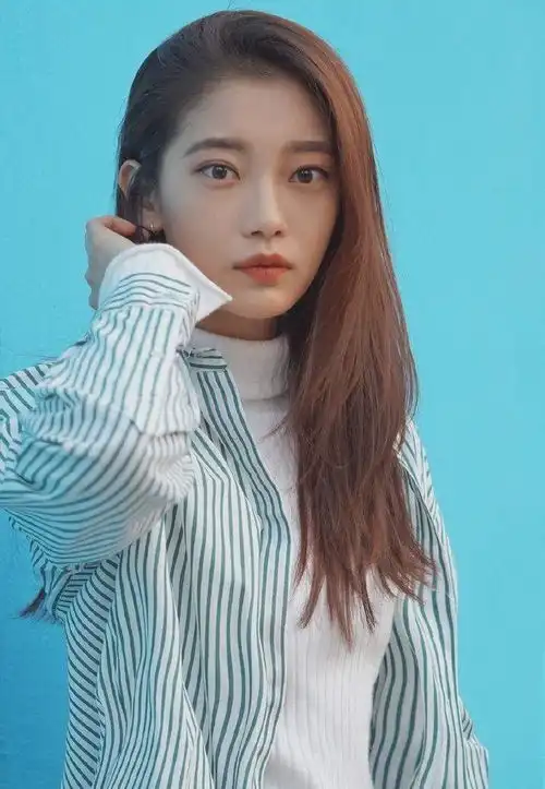 唐嫣的眼光相比杨幂也不遑多让啊,一个是闺蜜还有5个也是大美女