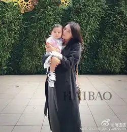 最近超in的明星同款,小编统统给你找到了就差吃土了2