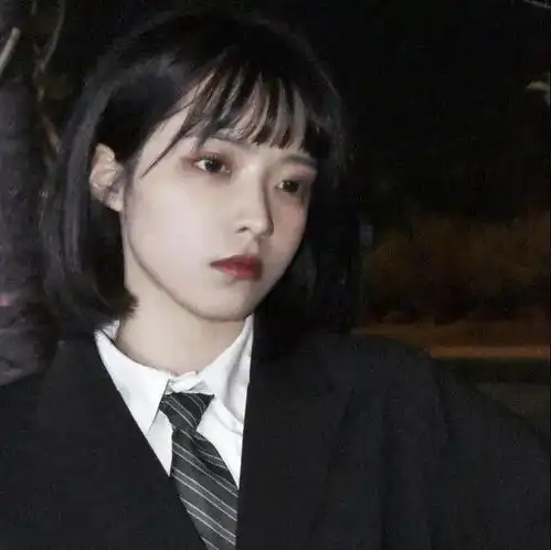 超爱的头像