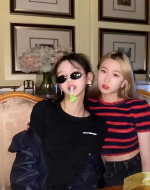 真.名媛聚会李嫣小苹果同框为闺蜜庆生,却被超高颜值美女抢镜