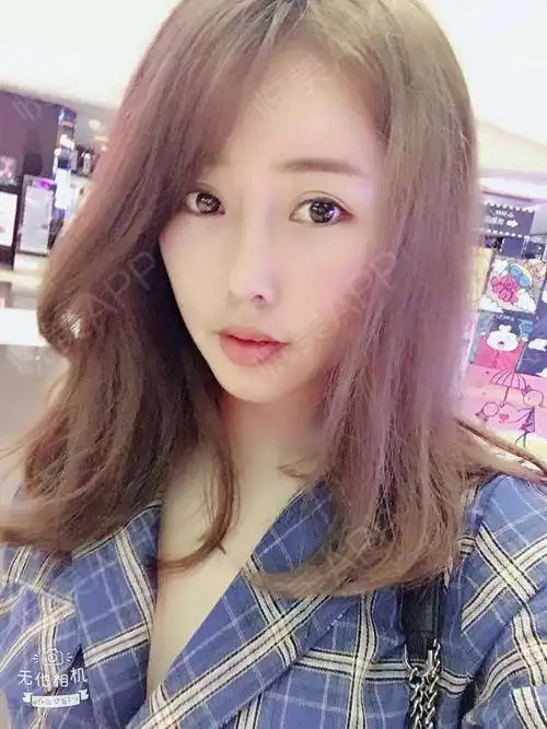 这几天都跟闺蜜一起吃饭逛街看电影,都特别喜欢拍照片...面部填充悦美整形