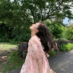 闺蜜背影头像一人一张校园漂亮可爱女生一对