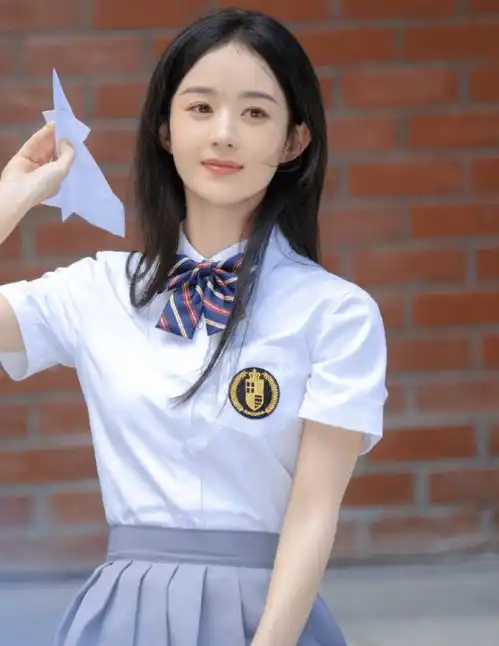为何当红女星赵丽颖,自断身价,给张杰mv做女主呢