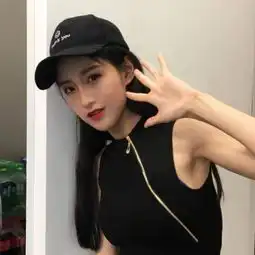 2018闺蜜qq头像两张分开的总想和你废话连篇