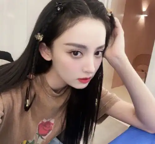 古力娜扎被调侃,solo歌手变穷哈歌手,社死现场忘不掉