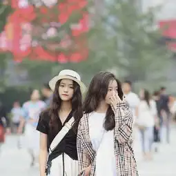 我生日老公送我钻石项链,第二天天闺蜜约我,看到她脖子我愣住