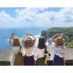 4位小姐姐浪迹在巴厘岛,闺蜜才是真感情
