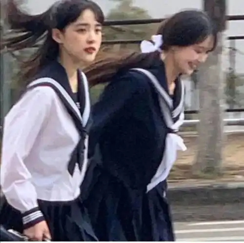 快来和你姐妹来换闺蜜头像