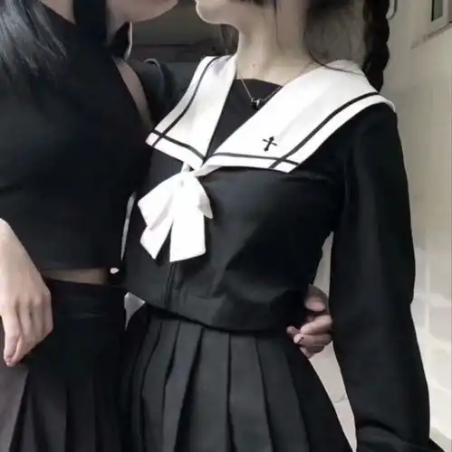 至死不渝的友谊不逊于任何爱情闺蜜头像