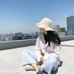 到了现在这个年纪,谁都不想取悦了