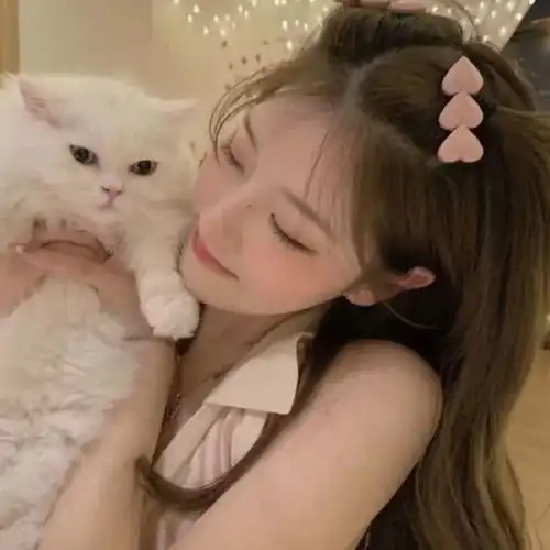 ins秋天女生头像