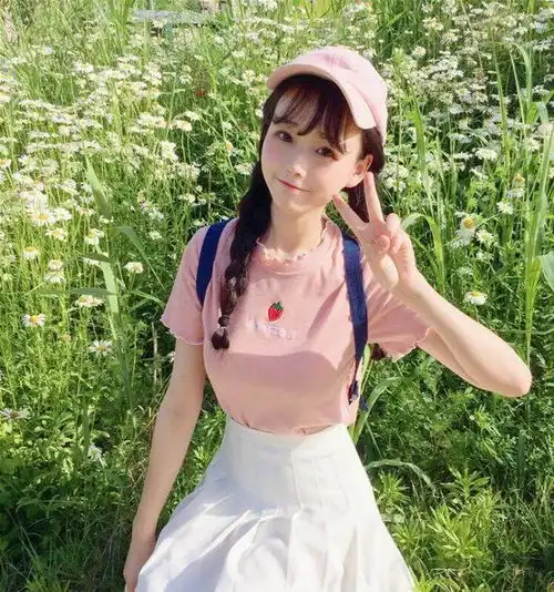 开心一笑闺蜜逛街碰掉了一件衣服,她说赔不起就以身相许