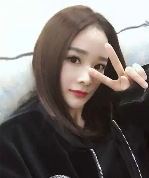 卓亨瑜撞脸杨幂,可是她以前明明不长这样啊