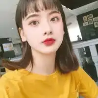 穿黄颜色衣服女生头像穿黄衣服的可爱女生头像